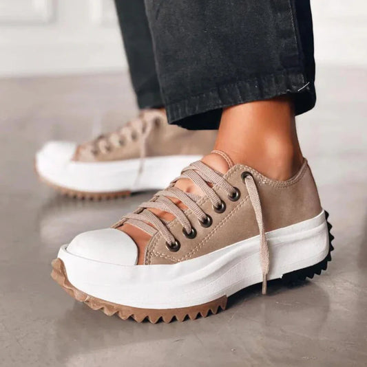 Vebjørg - Bequeme Plateau-Sneaker für Damen